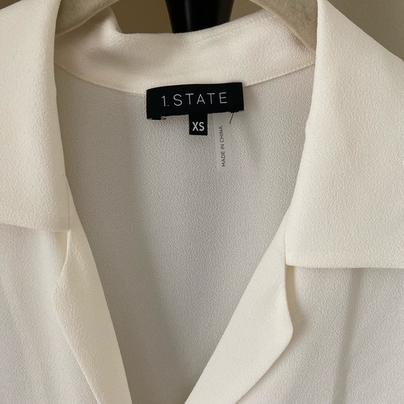 Ivory blouse - Picture 3 of 3